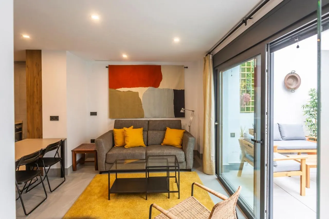 Apartamentos Bajeles Sevilla Urban Seville