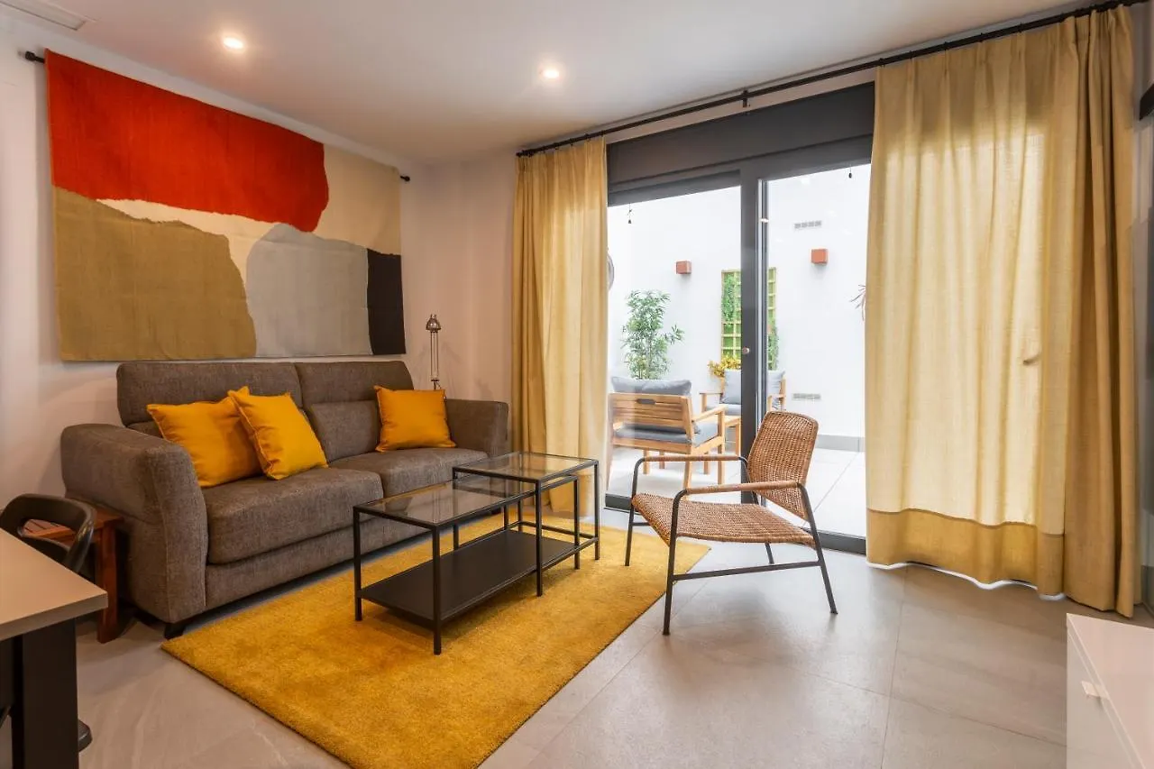 Apartamentos Bajeles Sevilla Urban 0*, Seville