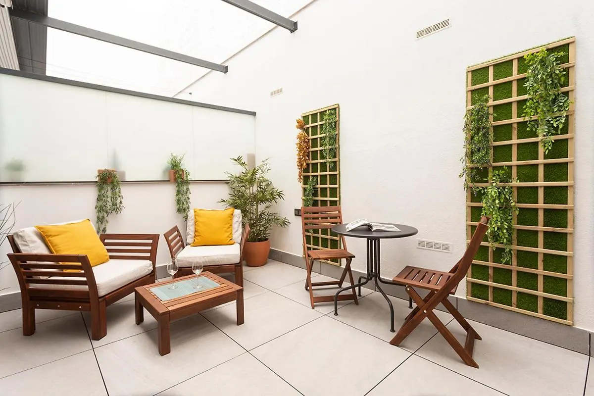Apartamentos Bajeles Sevilla Urban 0*, Seville Spain